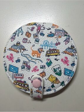Roller Rabbit White Multi-Color Round compact mirror, New